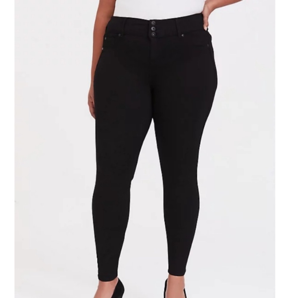 Torrid Ponte Stretch Jeggings 10R Black